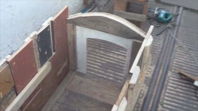 Собачья будка из откровенного хлама. смотреть онлайн