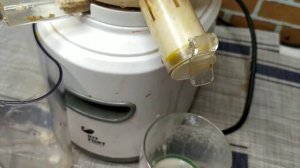 Ореховое молоко в шнековой соковыжималке