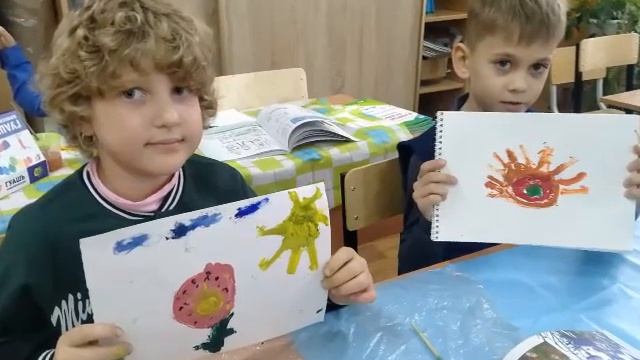 Самым лучшим мамочкам посвящается... от детей 1Б класса смотреть онлайн