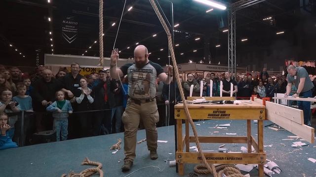 САМАЯ МОЩНАЯ Заруба на выставке Клинок 2023. Первый трехкратный чемпион! смотреть онлайн