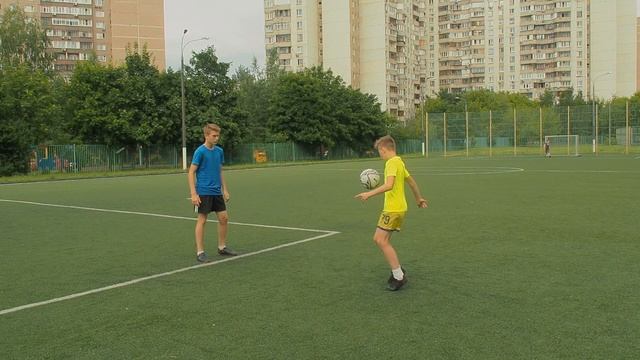 Как самому научиться набивать мяч - БАРСА-ЗЕРКАЛКА - (уровень 4-5) смотреть онлайн