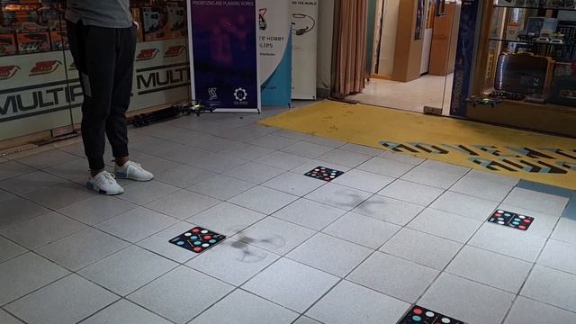 DJI Tello EDU - Swarm Demo смотреть онлайн