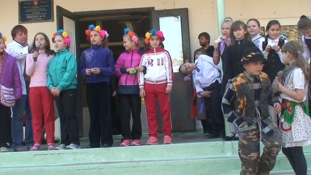 31 школа г.Белгород 19.09.2014. Роза роза разноцвет... смотреть онлайн