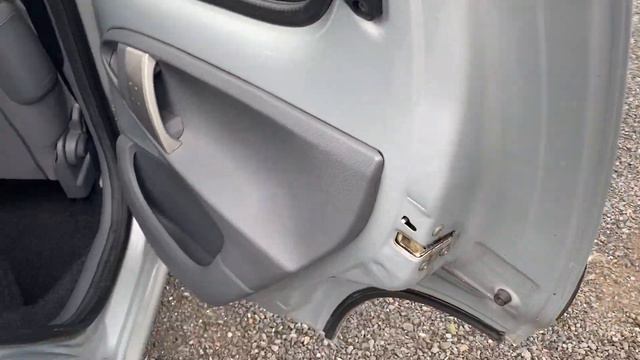 Peugeot 107 Urban 5 Door смотреть онлайн
