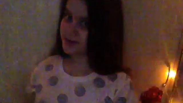 Чем занята в зимним Каникулы? смотреть онлайн