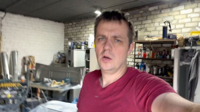 Focus ручной сборки. Будни маляра смотреть онлайн