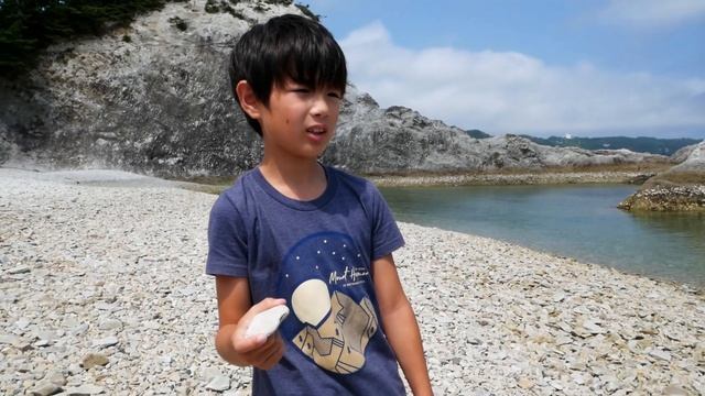 How to skip rocks - TK Knight's pro guide to rock/stone skipping/skimming смотреть онлайн