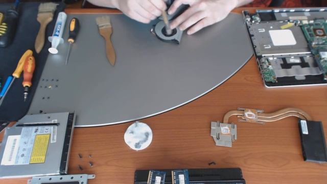 Disassembly Asus N56V N56VZ S4043V смотреть онлайн