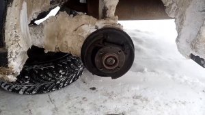 Клинит заднее колесо на Приоре. Причина и устранение.