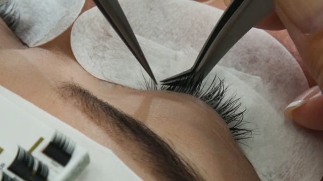 How to Safely Peel Apart Lash Stickies смотреть онлайн