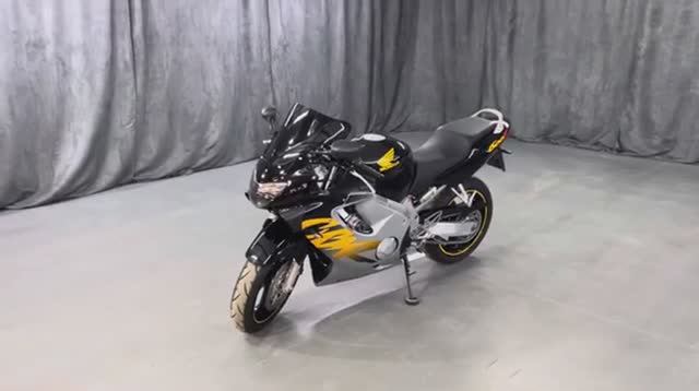 MOTO-TEAM-HONDA-CBR600F4-1999г-Из-Европы_33 смотреть онлайн