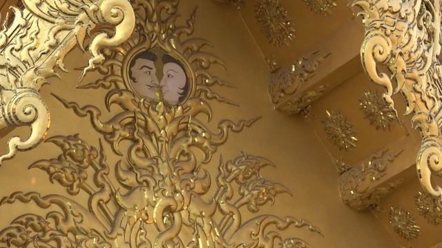 Белый храм Ват Ронг Кхун в Таиланде смотреть онлайн