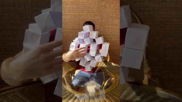 Фигура из квадратов бумаги смотреть онлайн