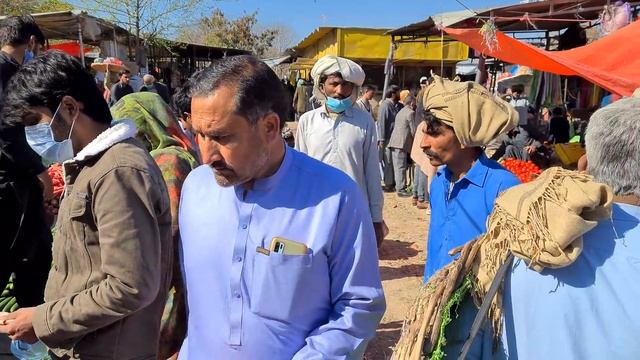 ISLAMABAD PAKISTAN, WALKING TOUR, SUNDAY MARKET, ISLAMABAD CITY WALK, CLOTHES AND FRUIT, 4K60FPS