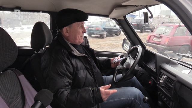 Коммунальщики Краматорска убирали снег всю ночь смотреть онлайн