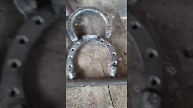 Учусь изготавливать подковы для лошадей своими руками на холодную смотреть онлайн