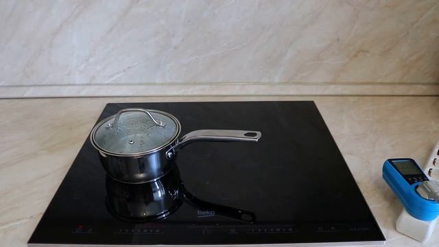 Тест №2 варочной поверхности Beko HII68600PTX на кипячение 1 литра воды смотреть онлайн