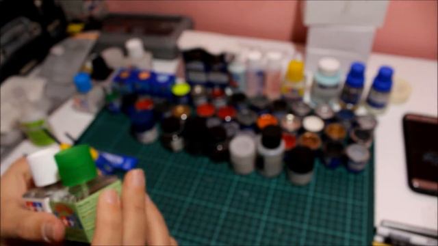 Tips for the beginner scale modellers Part 3/6 (Paints I) смотреть онлайн