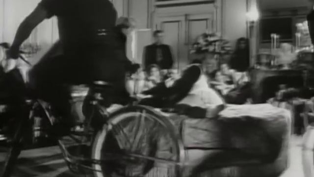 Pet Shop Boys - Being Boring