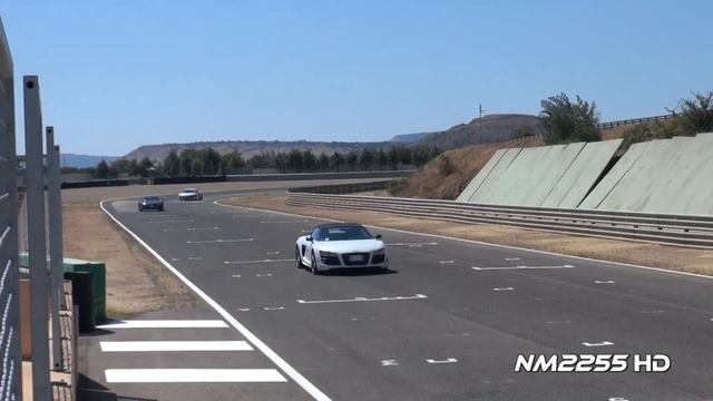 Audi R8 GT Fast Fly Bys! смотреть онлайн