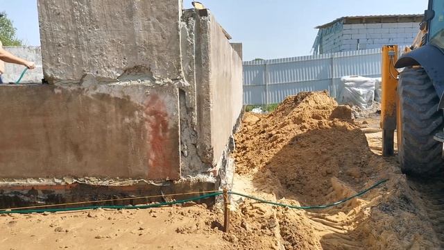 Лучшая отмостка, это отмостка с глиняным основанием