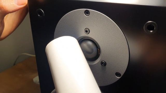 Как почистить твитер у Динаудио. How to clean Dynaudio tweeter. смотреть онлайн