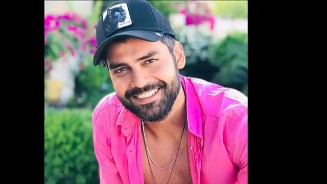 С кем Эркан Мерич отправился на Кипр? смотреть онлайн
