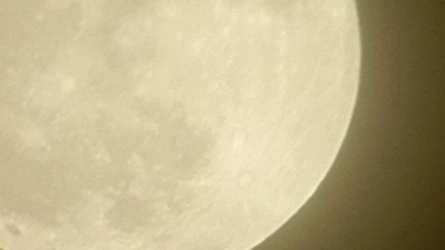 Nikon P500 Луна через дымку смотреть онлайн
