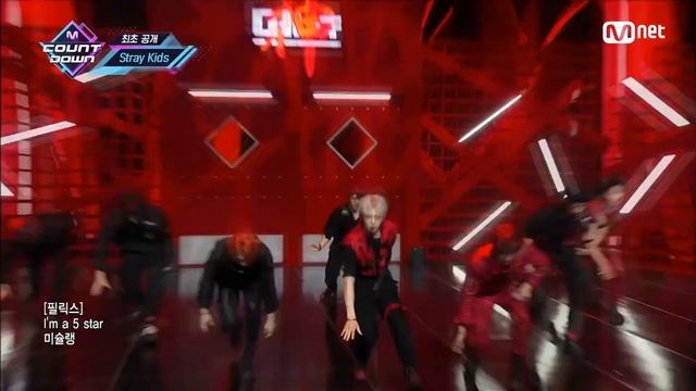 Felix Cooking like a chef I'm a 5 star Michelin and MIX MIX 30 TIMES straight Stray Kids "神메뉴" смотреть онлайн