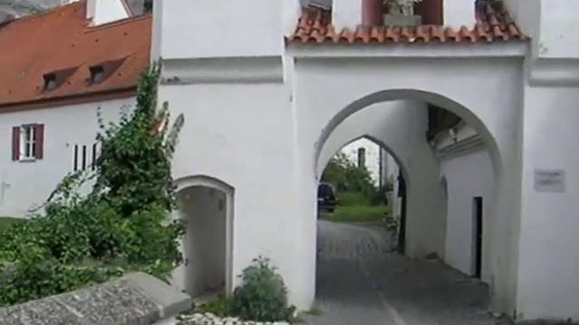 Walking through alley in historic Dillingen, Bavaria, Germany смотреть онлайн