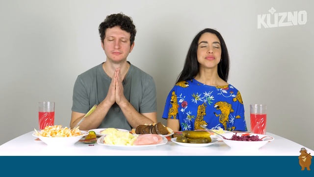 Итальянцы пробуют обеды из столовой смотреть онлайн