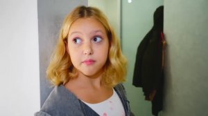 ТАЙНЫ АМЕЛЬКИНЫХ ДРУЗЕЙ! Что они скрывают от нее?