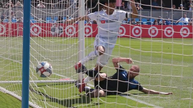 Anatomy Of A Goal | Carlos Vela's "Houdini" Goal vs San Jose Earthquakes смотреть онлайн