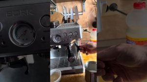 Капучино на Bork C804