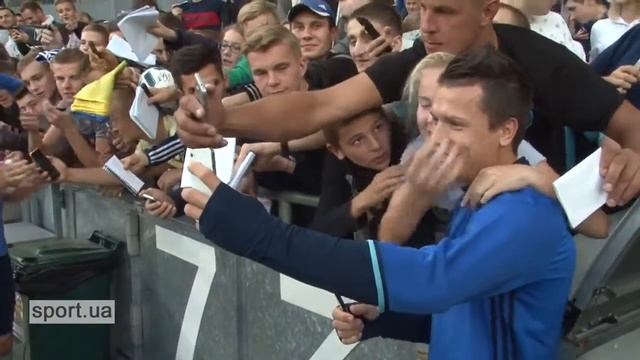 Сборная Украины провела тренировку на НСК Олимпийский смотреть онлайн