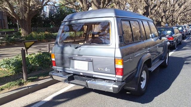 Toyota Land Cruiser 60 VX 1989 смотреть онлайн