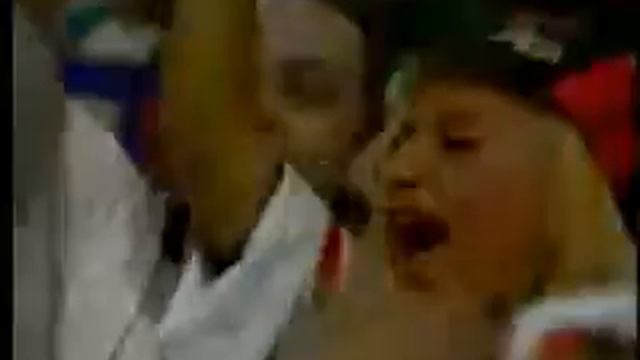 1993-94 - Final NHL Game at Chicago Stadium Ceremony (Part 2) смотреть онлайн