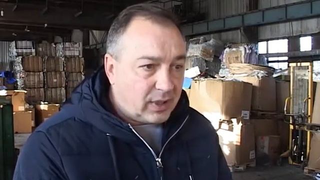 Школьники побывали на экскурсии в цехе сбора отходов и сортировки вторсырья смотреть онлайн