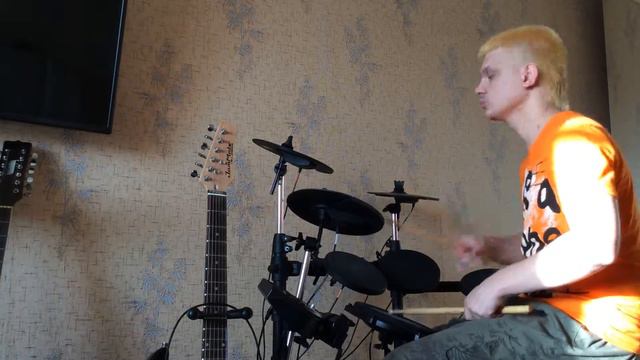 Maroon 5 -- Never Gonna Leave This Bed (DRUMS COVER FOR GLAZIKE) Южноуральск смотреть онлайн