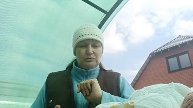 Разговор в беседке. Поговорим, повяжем, поработаем. смотреть онлайн