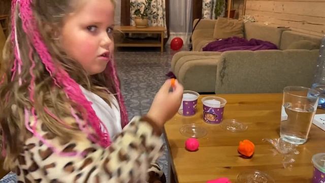 Поделки для детей с Теоной Лайкершой смотреть онлайн