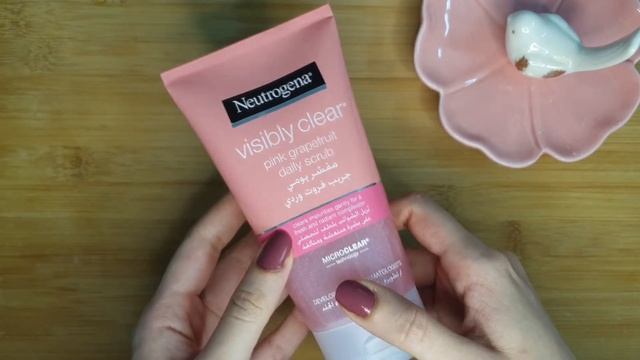 Neutrogena Visibly Clear Daily Scrub | PINK GRAPEFRUIT || Review смотреть онлайн