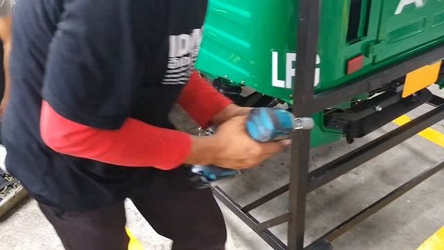 DTD154 Impact Driver 18V 175N.m смотреть онлайн