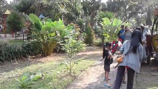 Taman Abhirama Sidoarjo смотреть онлайн