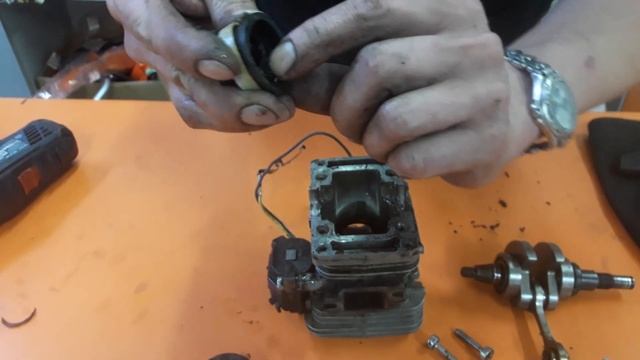 MS 180 поломка поршневой группы. смотреть онлайн