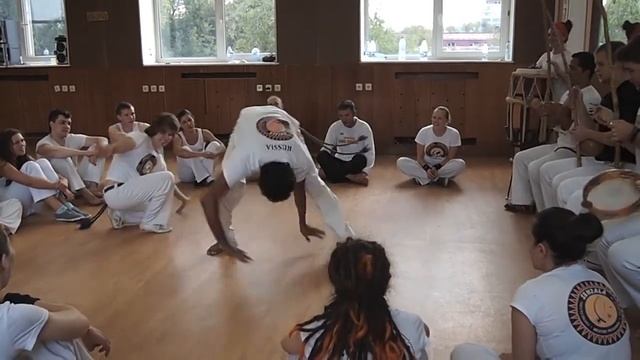 Andorinha vs Rasta - sao bento grande de angola смотреть онлайн