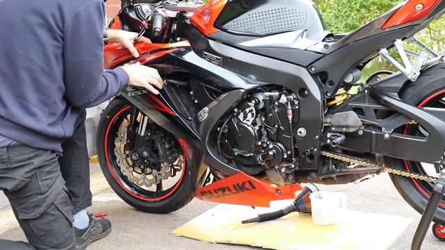 GSX-R 750 K8 Track Day Bike Build Part 5: Refitting The Side Fairings