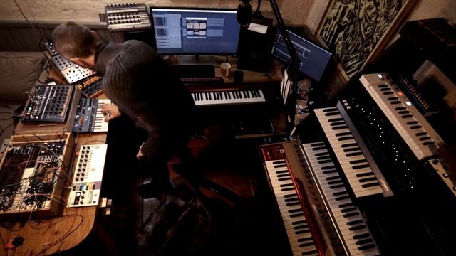 Space Synth Traffic Jam #15 смотреть онлайн