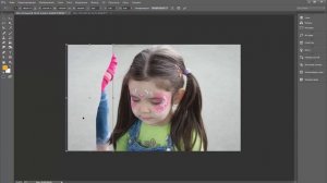 Как убрать лишние предметы на фото в фотошопе