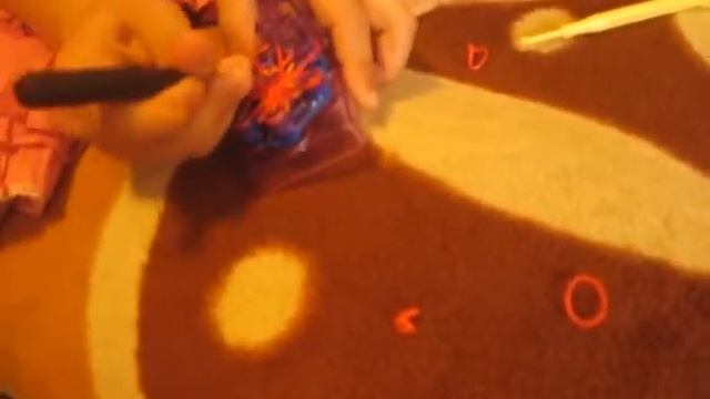 ПЛЕТЕНИЕ ИЗ РЕЗИНОК - "НАУШНИКИ"! Rainbow Loom смотреть онлайн